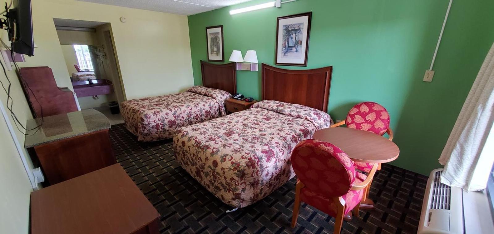Regency Inn Riverdale Bagian luar foto